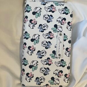 Disney White Wallet with Mickey Mouse and Minnie Mouse Pattern